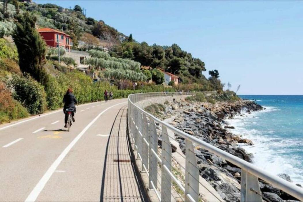 Ampio Appartamento Centrale Sanremo Dış mekan fotoğraf
