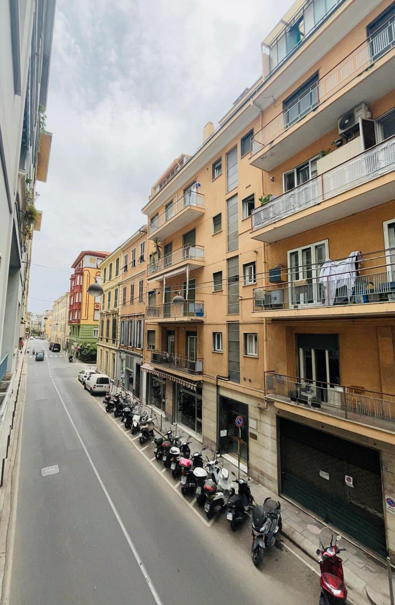 Ampio Appartamento Centrale Sanremo Dış mekan fotoğraf